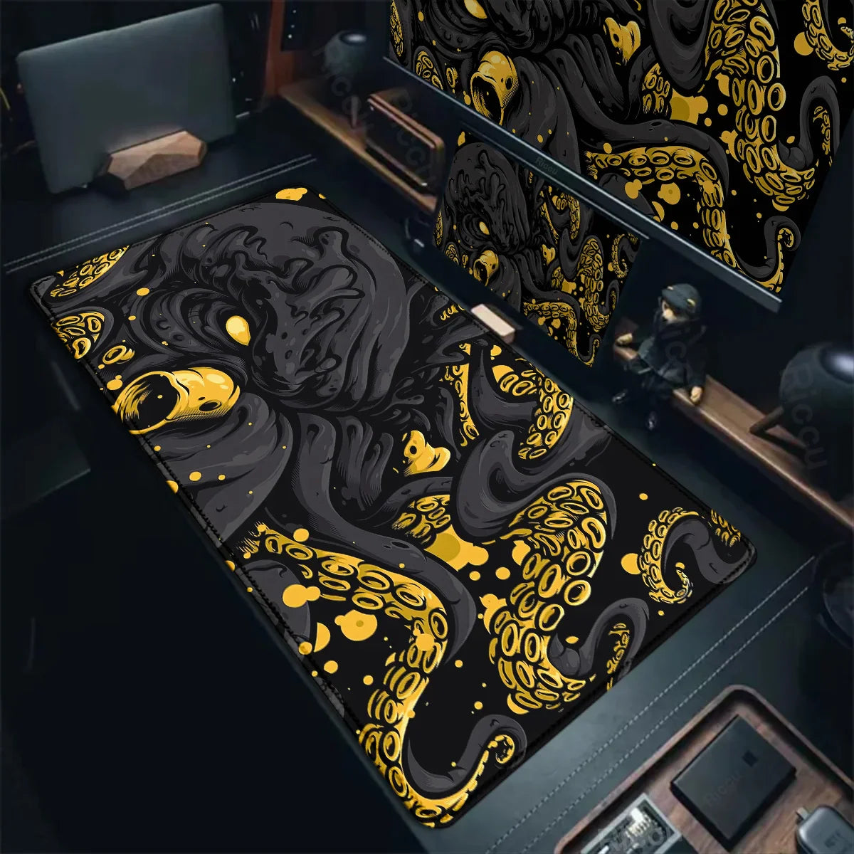 Octopus Monster Mouse Pad – XXL Gaming Desk Mat